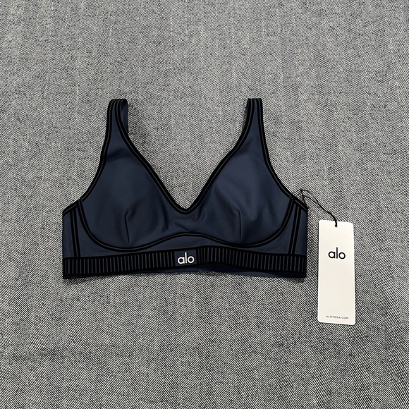 alo airlift line up bra | size m - Picture 2 of 5